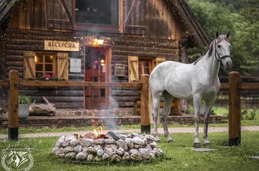 Pristava Lepena Village Zewnętrze zdjęcie